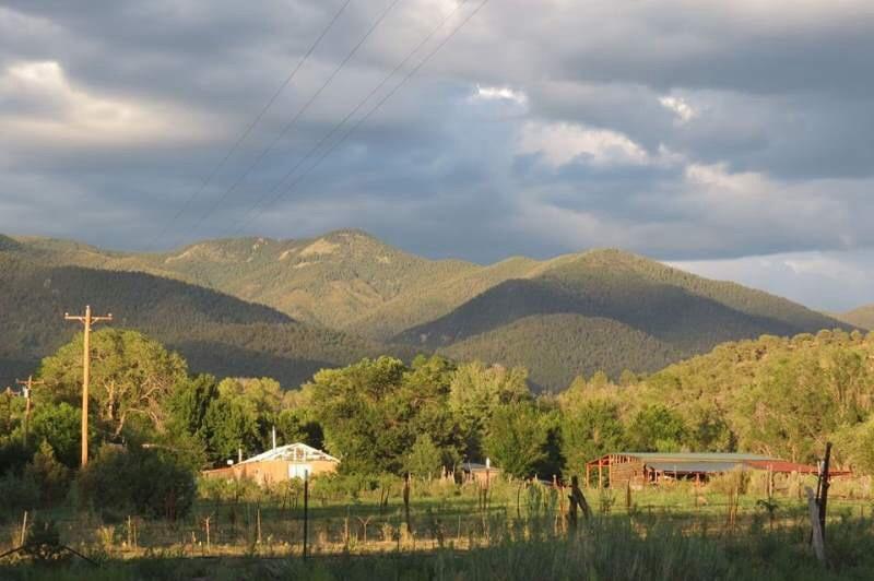 Taos Goji Farm & Eco-Lodge Retreat Arroyo Seco 外观 照片
